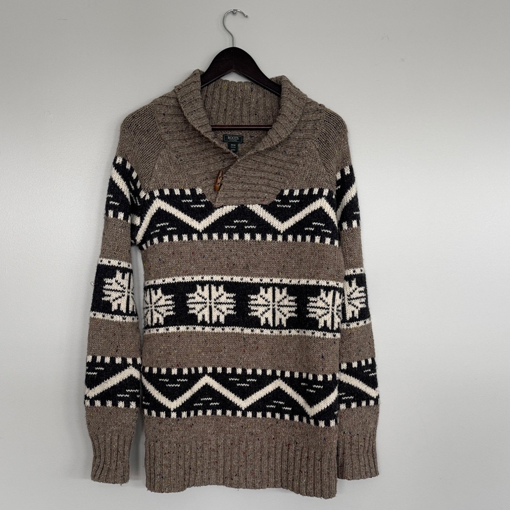 Roots Tan and Black Patterned Crewneck Sweater. Unisex style.
